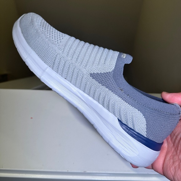 SKETCHERS - Slip On Classic Fit Air Cooled - Men’s Size 8 - Picture 11 of 12